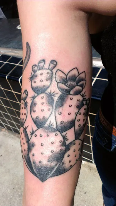 Hard Luck Tattoos 4