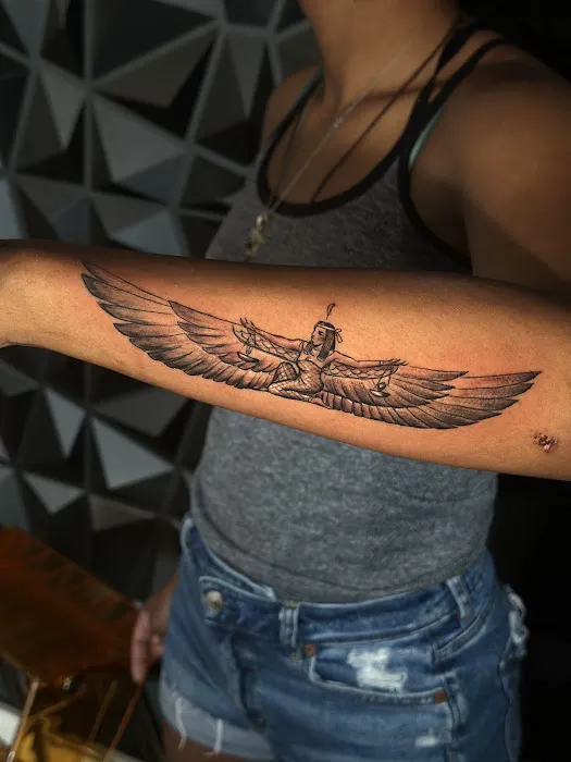 Muse Art Tattoo Company 0