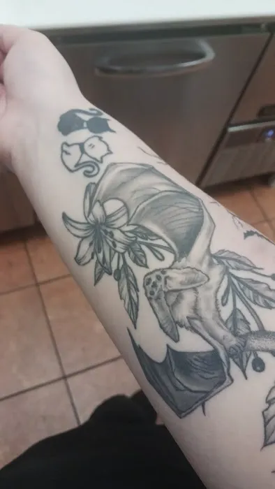 Supreme Canvas Tattoo 0