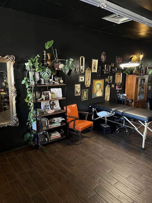 Mourning Moon Tattoo Studio 2