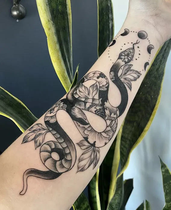 Fox Den Atelier Tattoo Shop 1