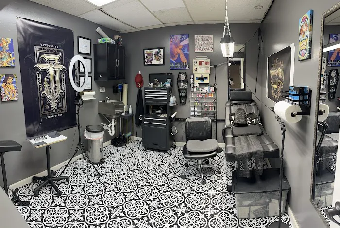 Krybabys Tattoo Studio 2 1