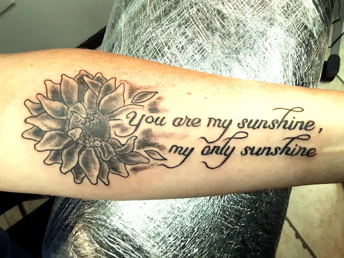 Black Rose Tattoo and Piercing LLC 8