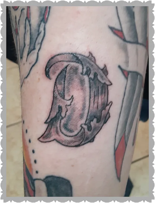 Black Rose Tattoo and Piercing LLC 9