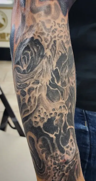 Infamous Ink Tattoo Tinker AFB 5