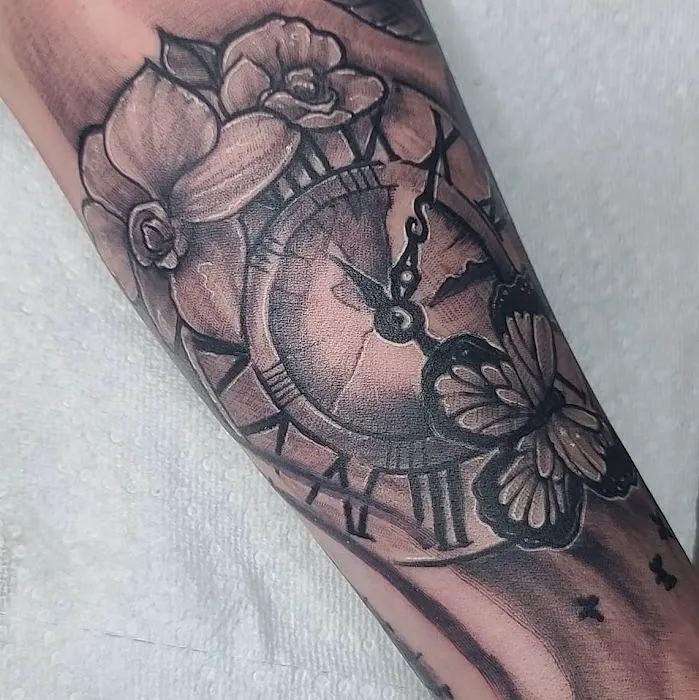 Ink Envy Tattoo And Body Piercing 9