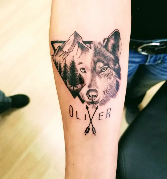 Simply Addictive Tattoo Studio 1
