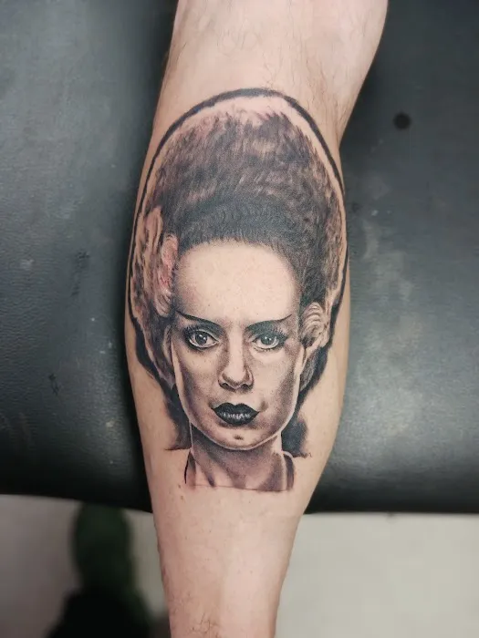 Introspect Tattoo Studio 1
