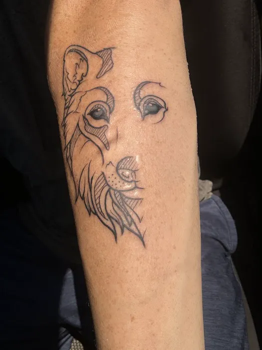 Fume tattoo studio 2