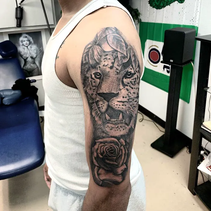 ALL AROUND TATTOO 5