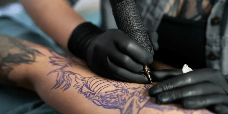 Ensuring Safety and Artistry: The Importance of Medical-Grade Hygiene in American Tattoo Parlors