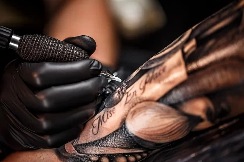 How to Ensure Your Tattoo Heals Correctly: Expert Tips for Optimal Tattoo Aftercare
