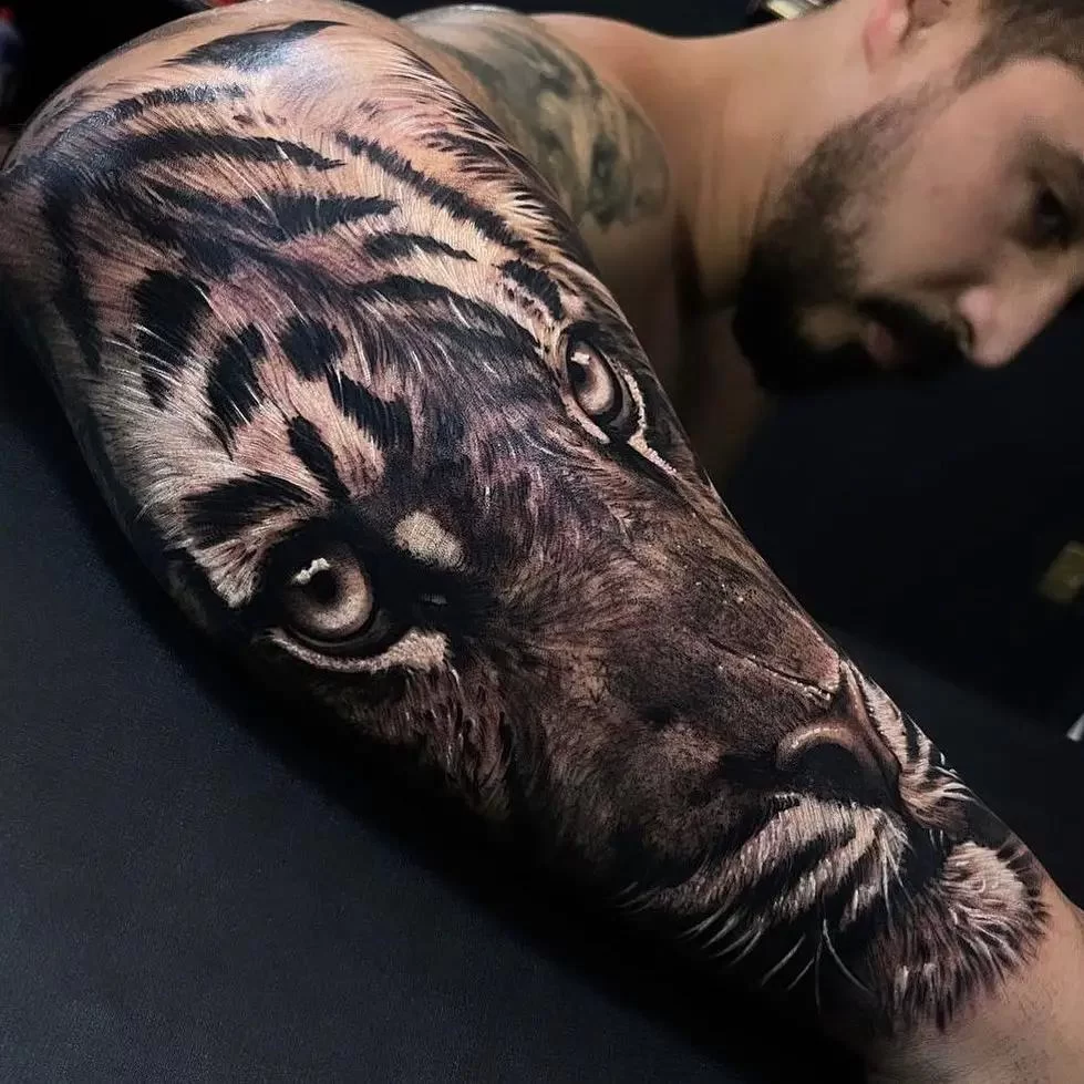 Stunning Realistic Animal Tattoos: Designs, Meanings, and Trends